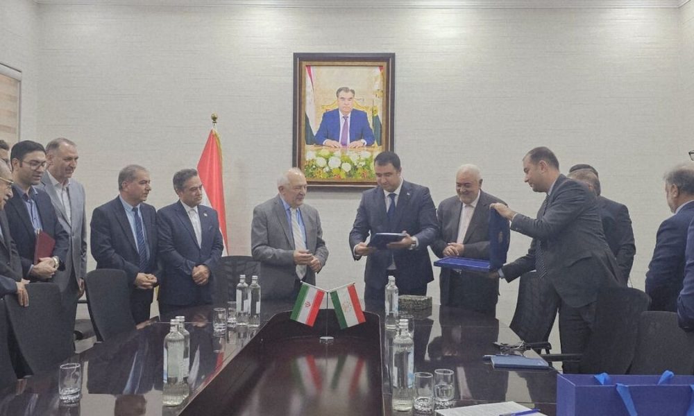 تفاهم‌نامه همکاری میان اتاق‌های بازرگانی مشهد و دوشنبه امضا شد