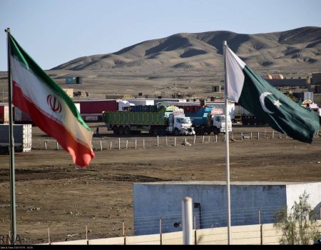 نگرانی کامیون‌داران خراسان رضوی از بسته‌شدن مرز پاکستان