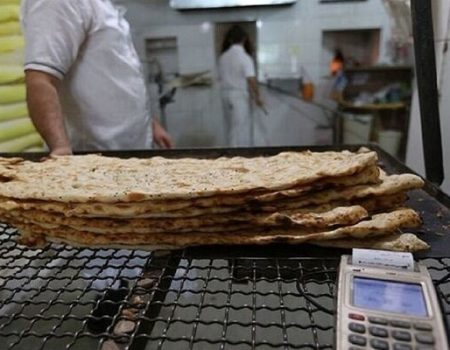 کاهش ساعت پخت نانوایی‌ها در مشهد تخلف است