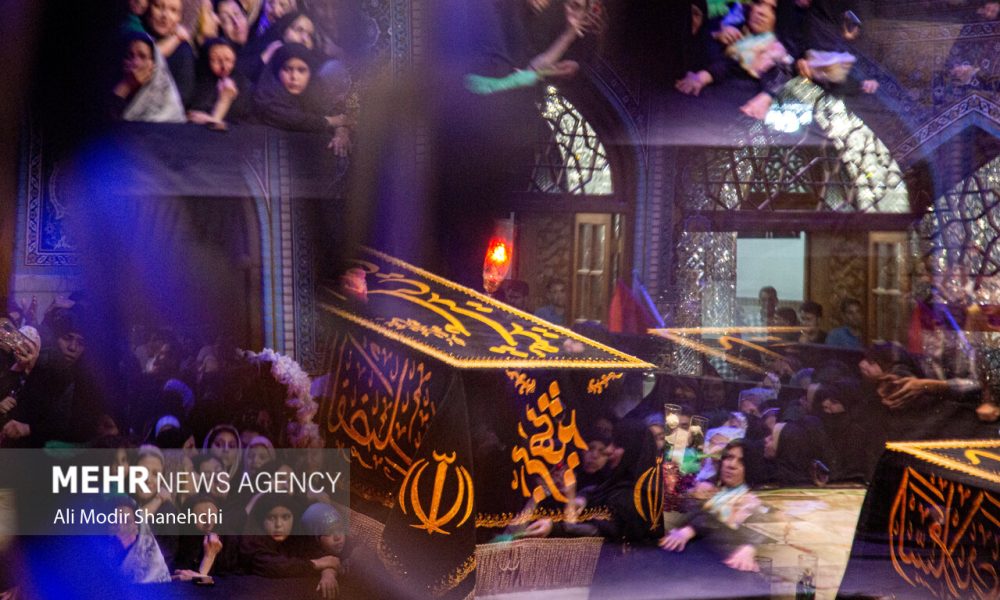 تجدید پیمان هنرمندان با آرمان‌های انقلاب اسلامی بر مزار رهبر شهید