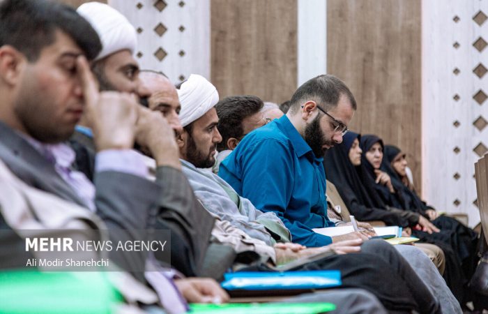 جزئیاتی از کتاب «مدرسه آینده ساز» در اجلاس مدیران مدارس صدرا