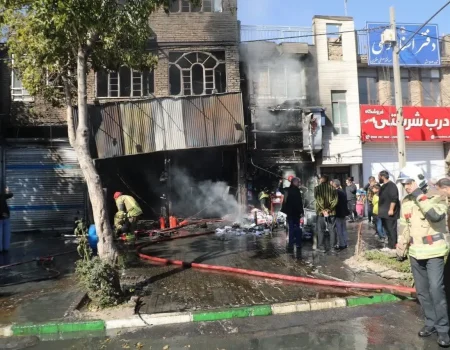 حریق در تعویض روغنی بلوار ۲۲ بهمن مشهد با ۲ مصدوم (۲۹ مهر ۱۴۰۵)