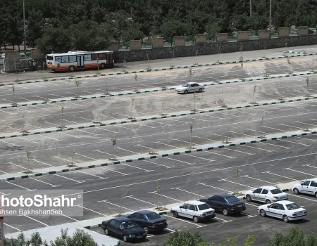 استعلام مانده اعتبار پلاک خودرو برای استفاده از پارکینگ‌های سطح شهر مشهد از طریق پورتال «شهر هوشمند» امکان‌پذیر شد